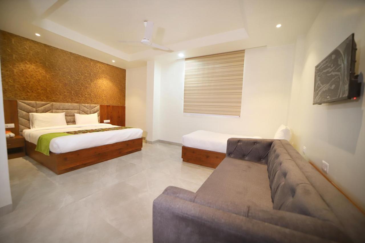 Hotel Marine House Агра Экстерьер фото